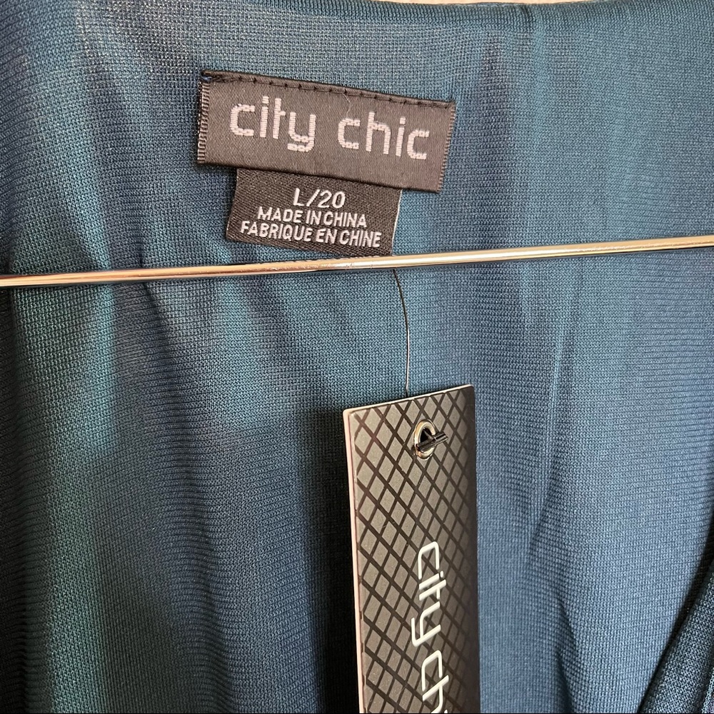 City Chic Maxi Dress Botanica Peacock Teal Blue Ruffle Flutter Sleeve - Picture 8 of 10